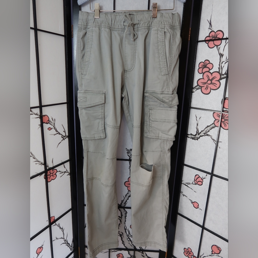 Hollister Women's Cargo Joggers in Khaki Small
